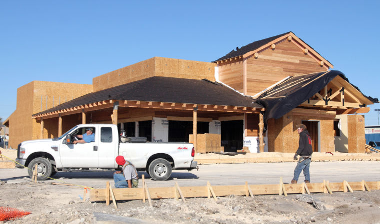 Twin Peaks prepares to fill 150 positions for new Harker Heights location